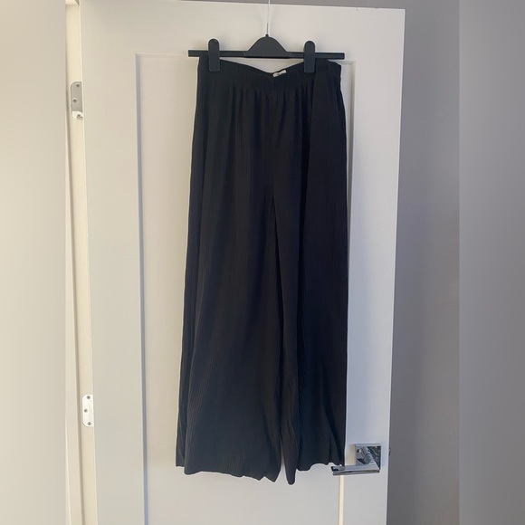 Aritzia Wilfred Black Wide Leg Dress Pants - Picture 3 of 3